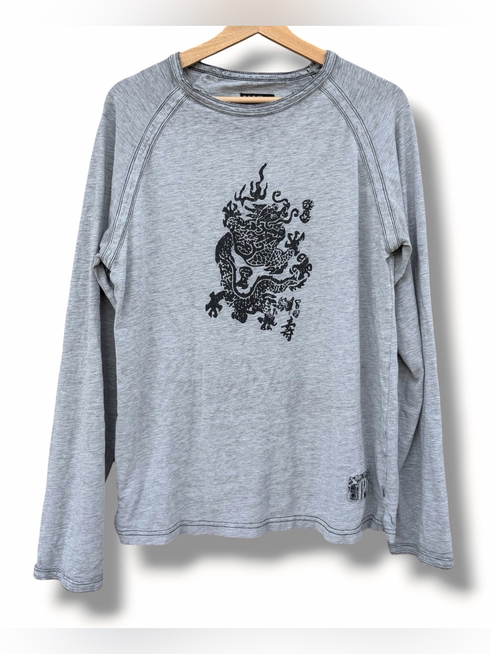 Vintage Y2K Xios New York Dragon Long Sleeve T-Shirt Gray Medium Grunge Distress